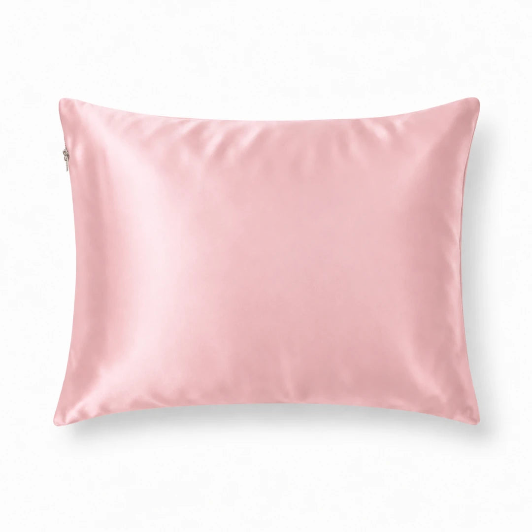 Roze zijden kussensloop