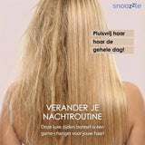 Pluisvrij haar door de zijden bonnet