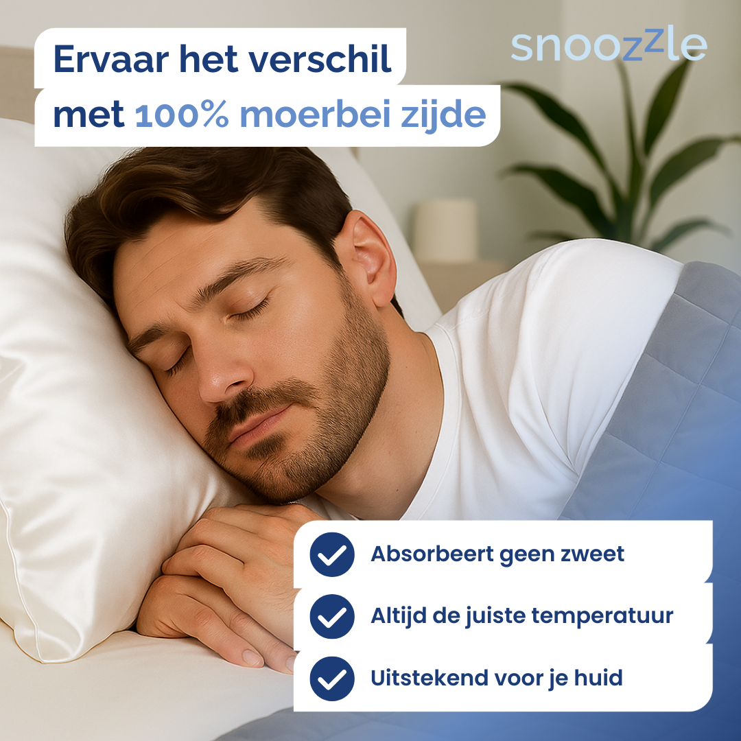 Man die op een zijden kussensloop slaapt, inclusief alle usps