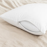 Wit zijden kussensloop rits details